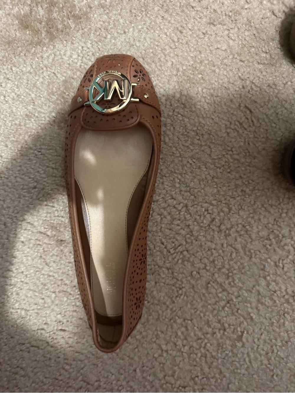Michael Kors Tan Leather Perforated Ballet Flat with Gold Logo size 8